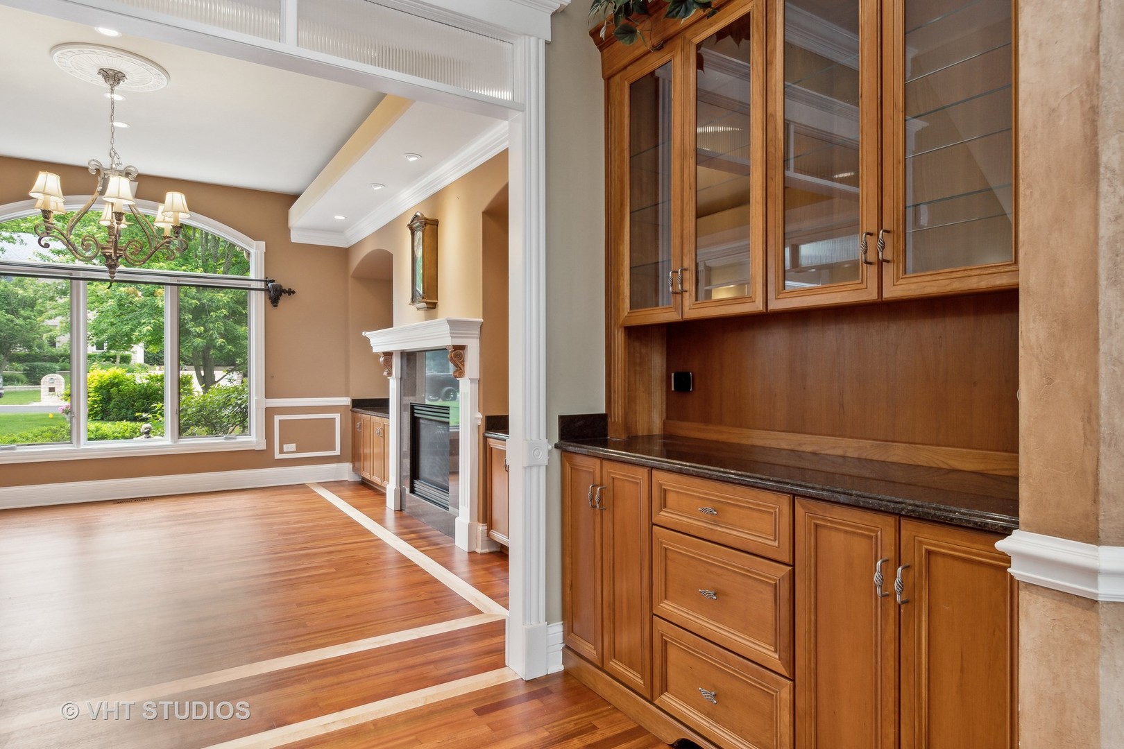 8S287 Hampton Circle Naperville, IL 60540 - Photo 10 of 42