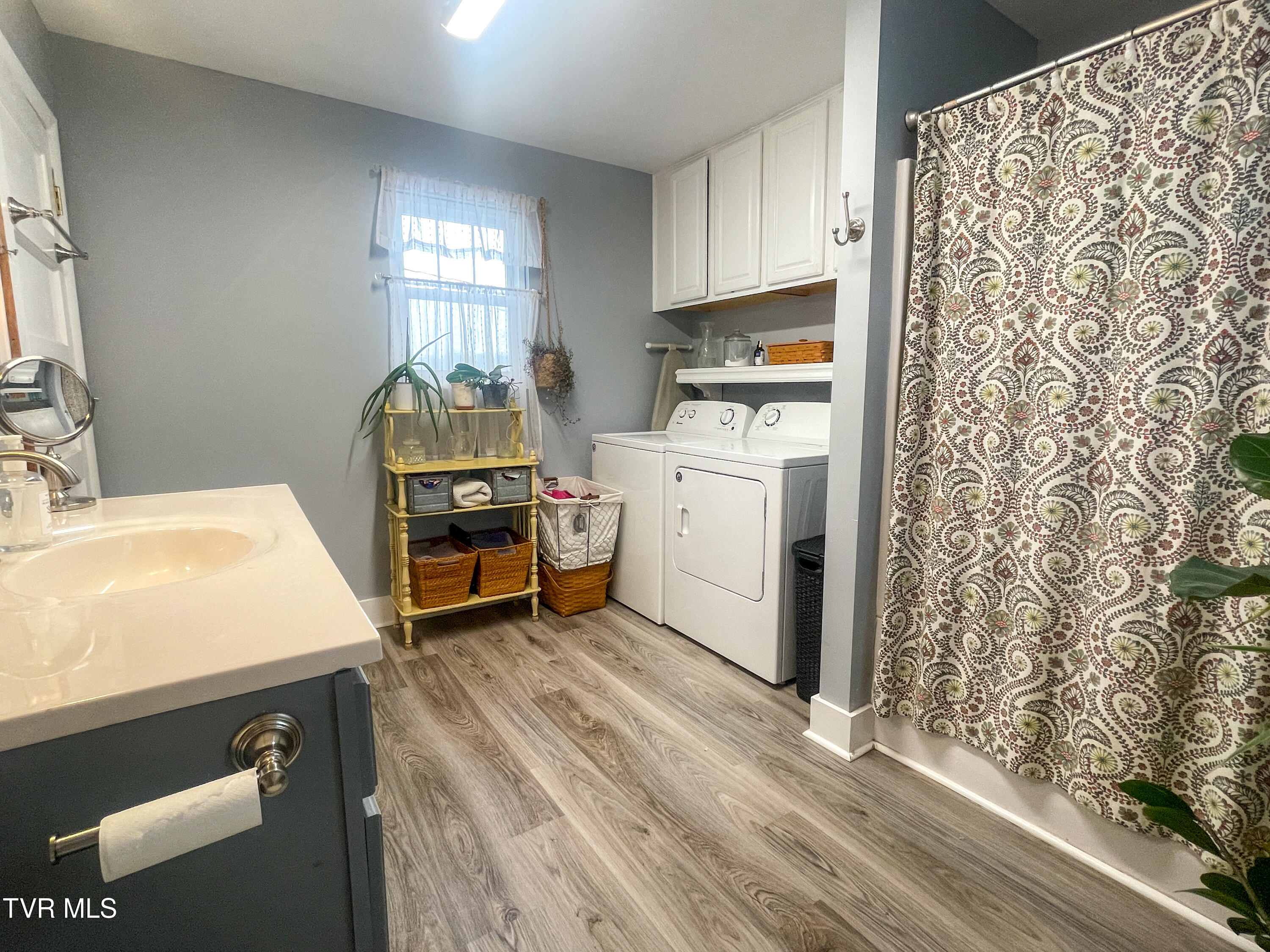 570 Anest Road Chuckey, TN 37641 - Photo 15 of 47 Bathroom