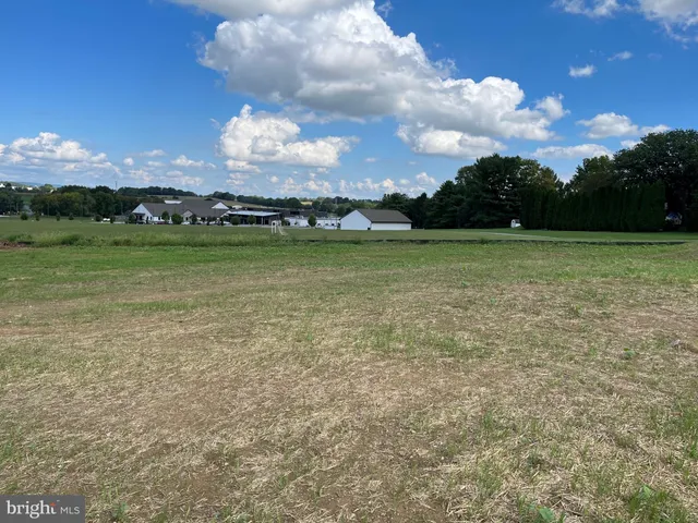 $211,000 | 101 Siegrist Farm Road, Unit 89, Lititz, PA 17543