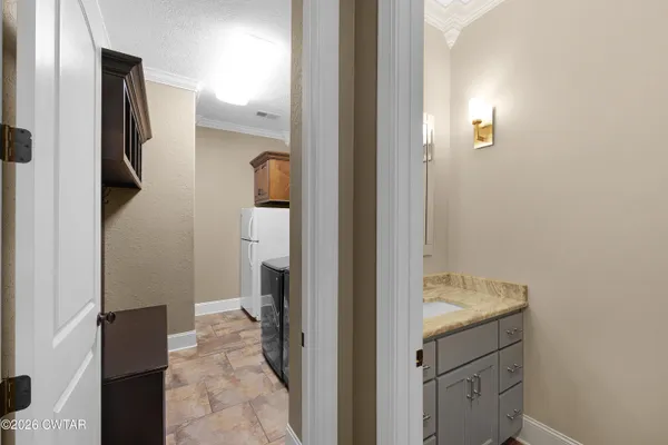 $1,080,000 | 57 Lake Pointe Drive, Jackson, TN 38305