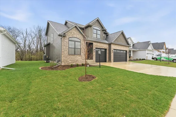 $619,000 | 1403 Ravenwood Drive, Mahomet, IL 61853