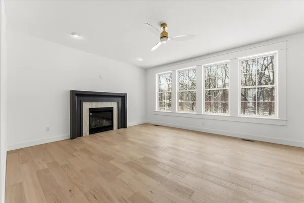 $619,000 | 1403 Ravenwood Drive, Mahomet, IL 61853