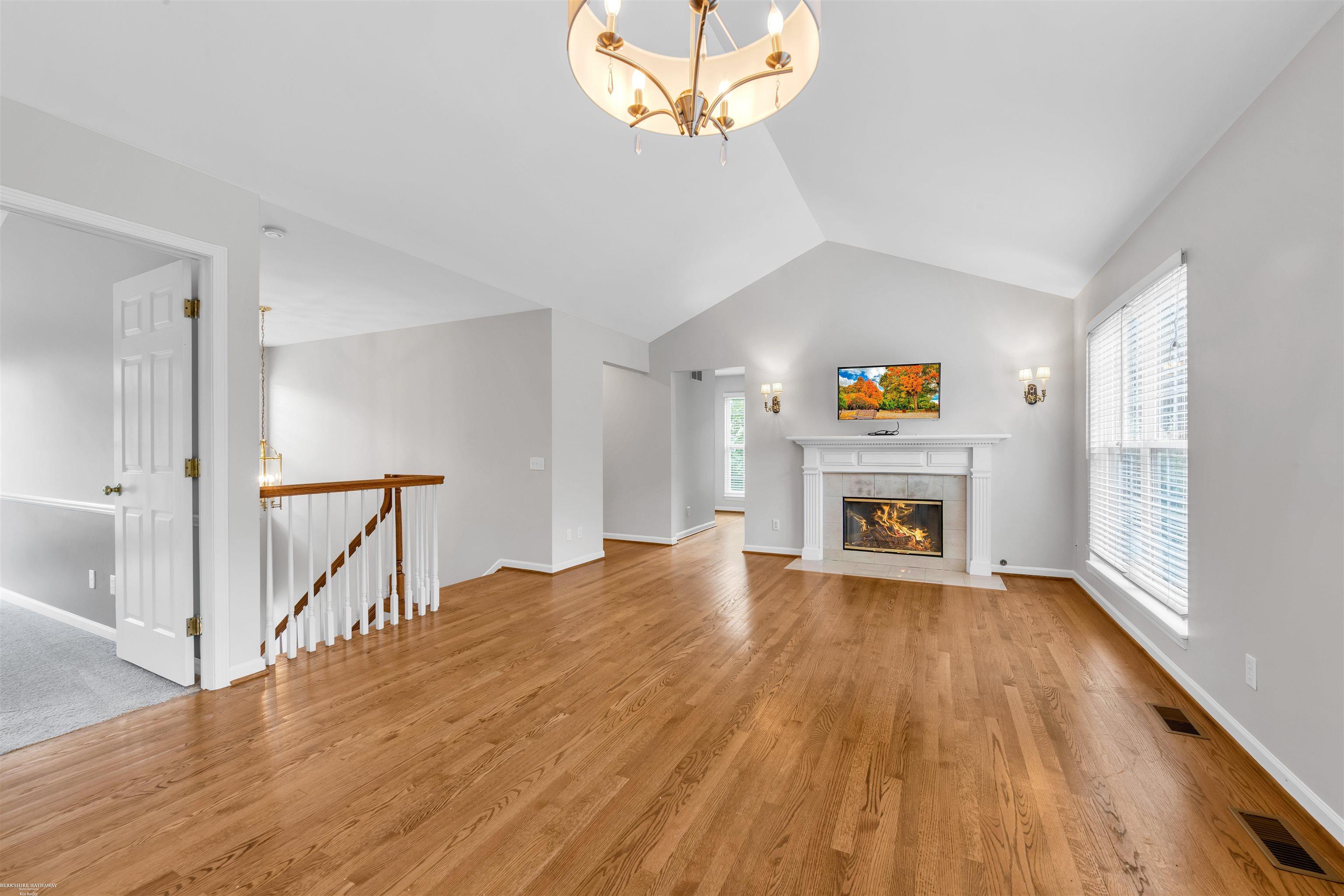860 Neff Road Grosse Pointe, MI 48230 - Photo 4 of 30