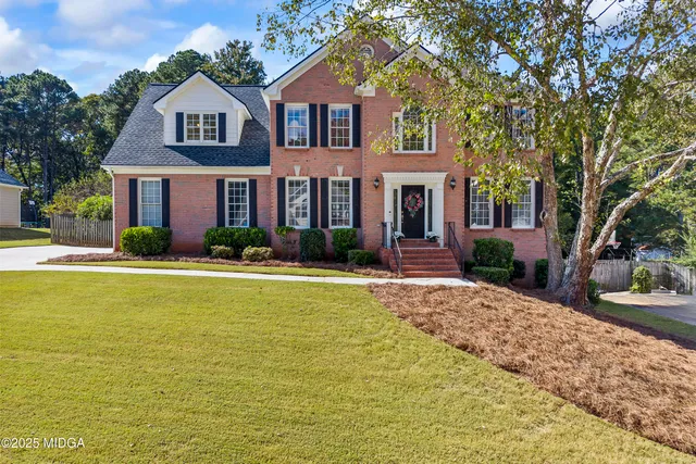 $589,000 | 1845 Lisa Springs Drive Southwest, Snellville, GA 30078