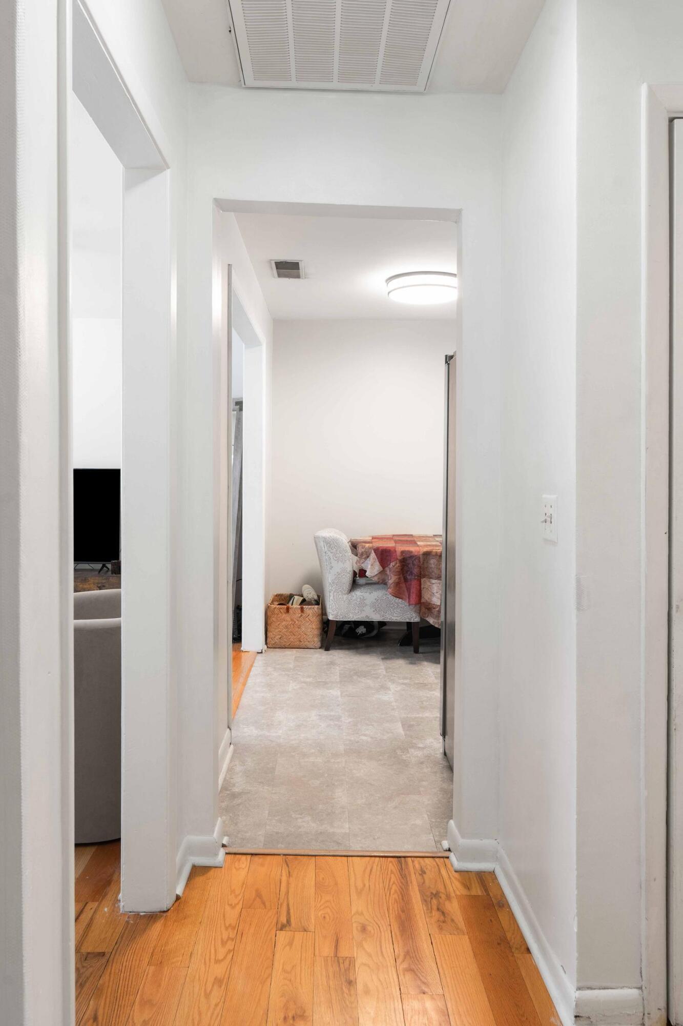 1536 Inland Avenue, Unit C Charleston, SC 29412 - Photo 12 of 31 25