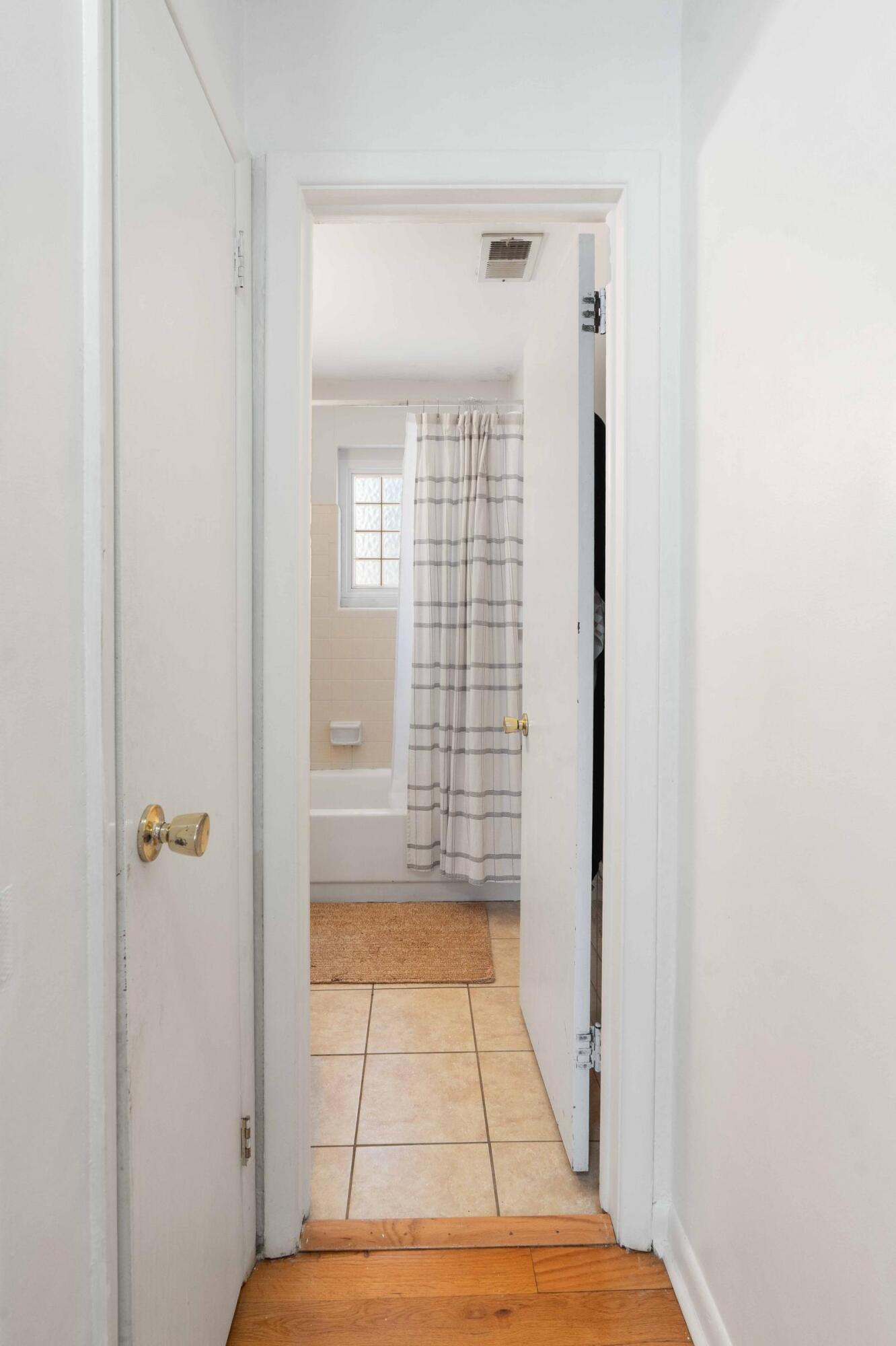 1536 Inland Avenue, Unit C Charleston, SC 29412 - Photo 15 of 31 27