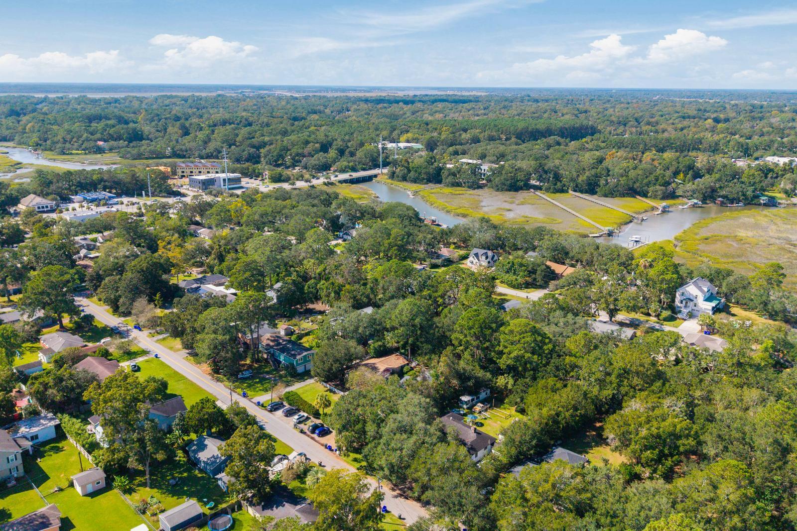 1536 Inland Avenue, Unit C Charleston, SC 29412 - Photo 27 of 31 10