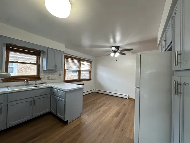 $2,100 | 2538 North 75th Avenue, Unit 2, Elmwood Park, IL 60707