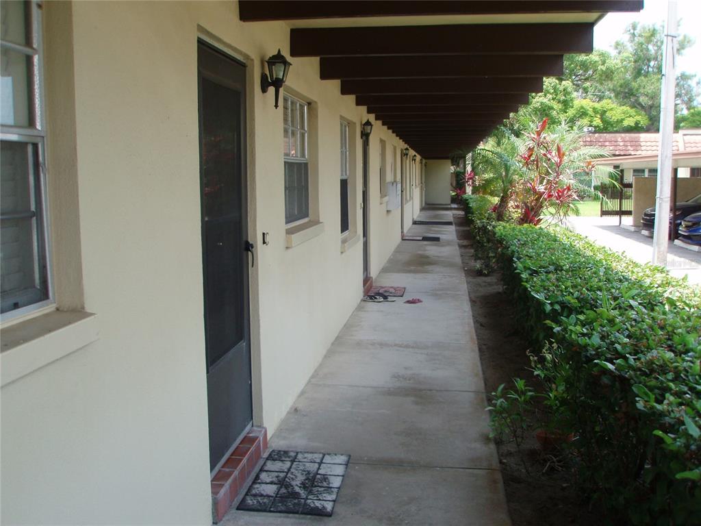 1701 Pinehurst Road, Unit 3D Dunedin, FL 34698 - Photo 2 of 11