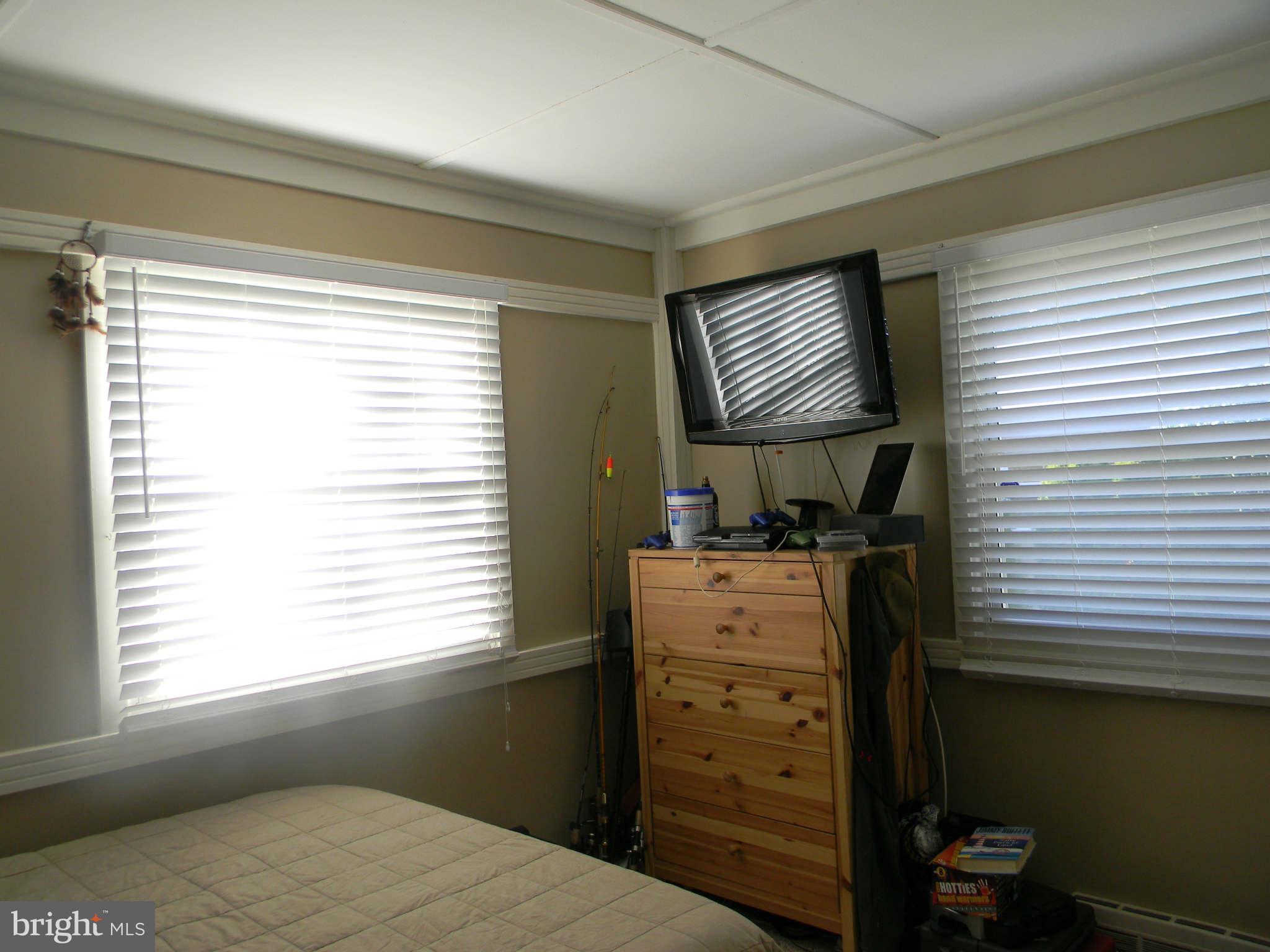 1412 3rd Road Baltimore, MD 21220 - Photo 11 of 18 Bedroom