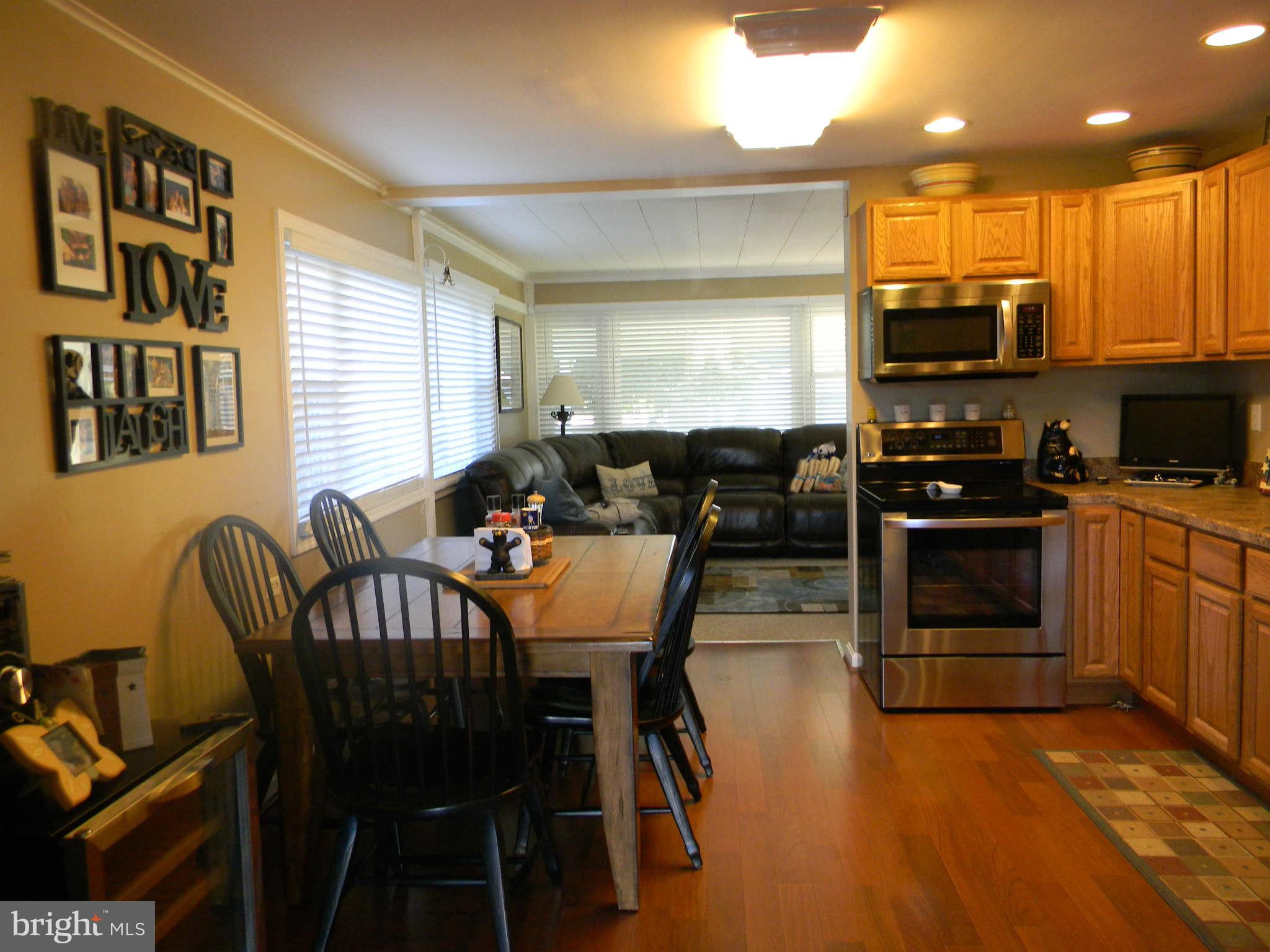 1412 3rd Road Baltimore, MD 21220 - Photo 17 of 18 Eat In Kitchen