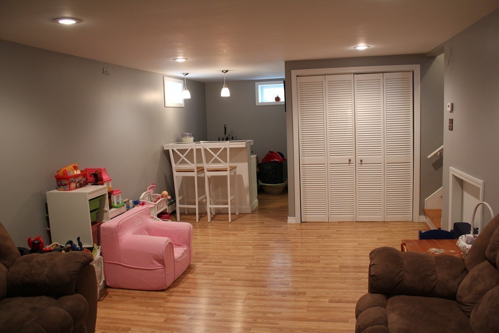 75 Century Road Weymouth, MA 02190 - Photo 16 of 20 Gallery Image 16
