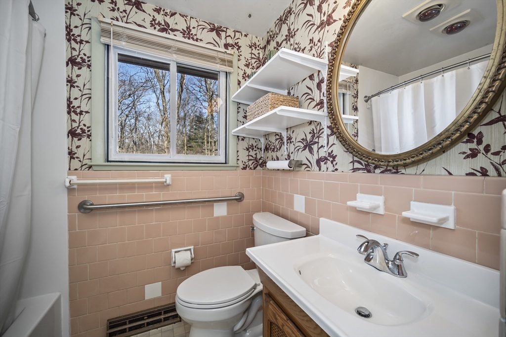67 Jean Road Marlborough, MA 01752 - Photo 29 of 39 Gallery Image 29