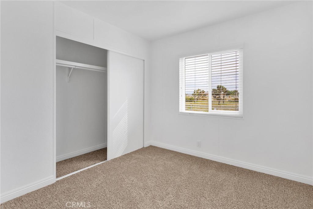 6450 Maricopa Road Phelan, CA 92371 - Photo 17 of 38