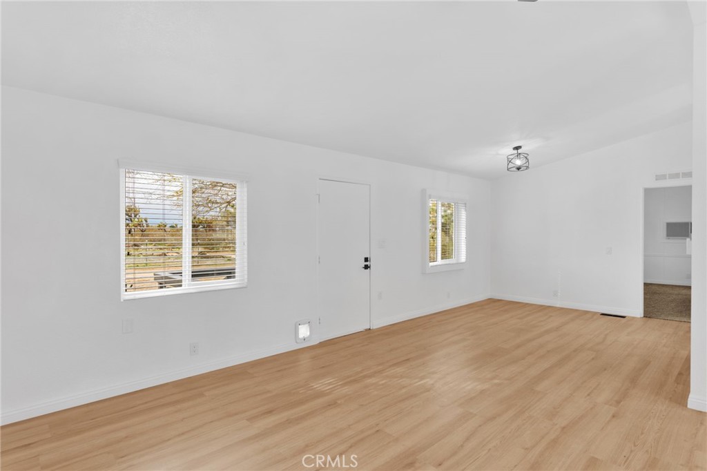 6450 Maricopa Road Phelan, CA 92371 - Photo 6 of 38
