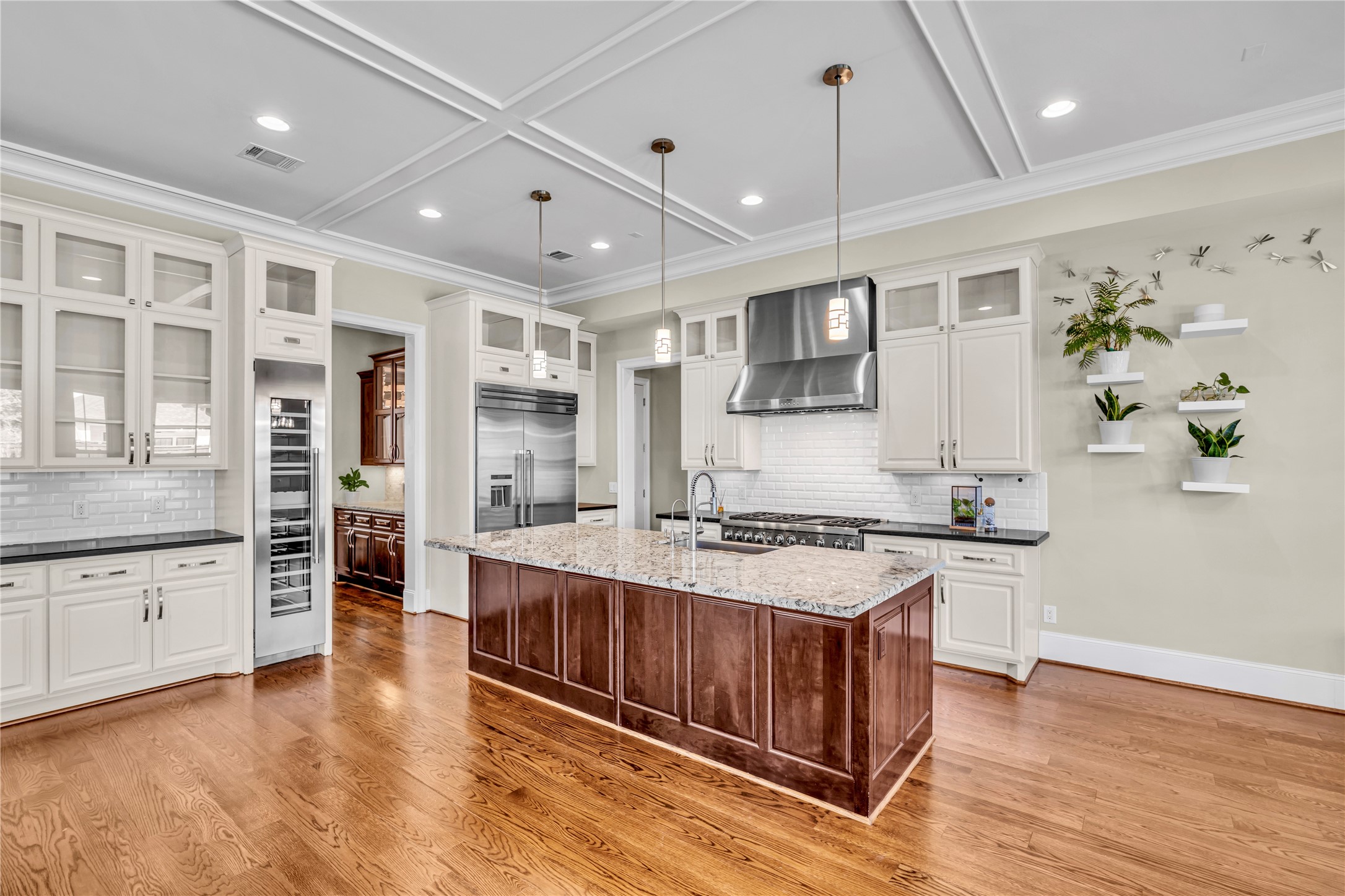 4702 Lido Lane Houston, TX 77092 - Photo 13 of 38