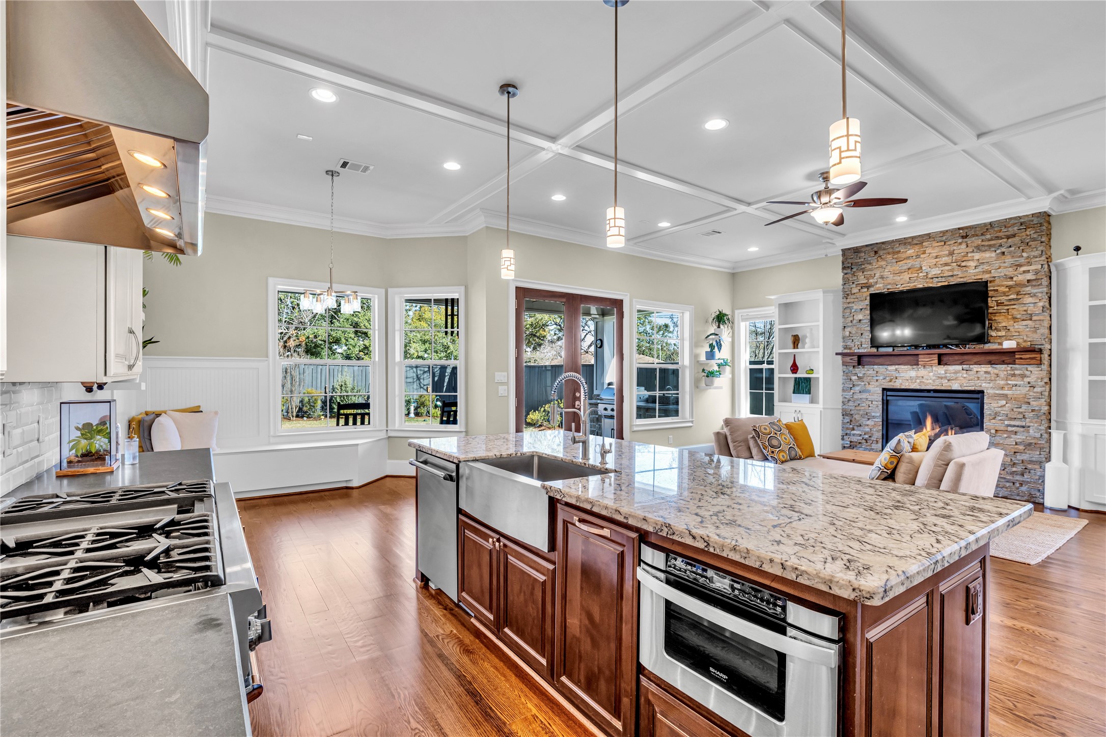 4702 Lido Lane Houston, TX 77092 - Photo 16 of 38