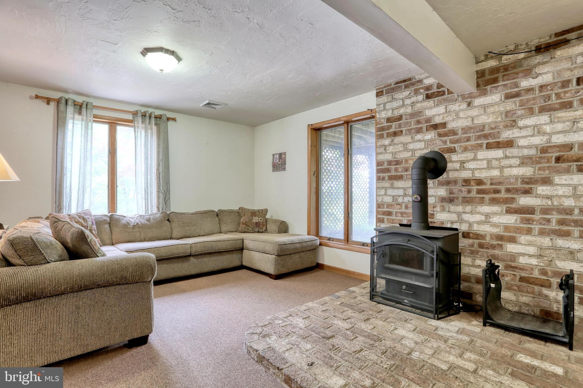 19991 Dutton Road Stewartstown, PA 17363 - Photo 22 of 61 Lower level living space