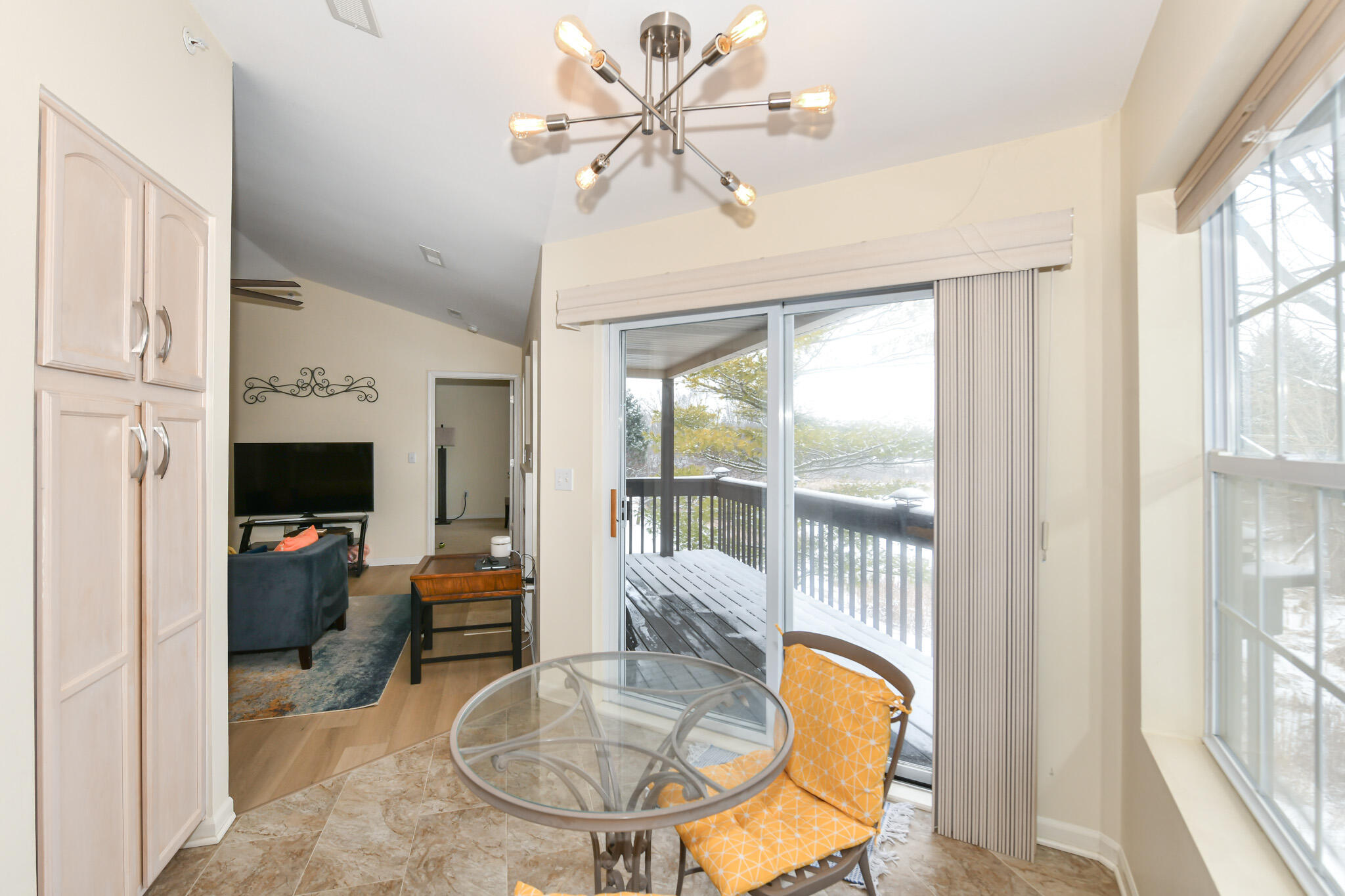 9128 West Elm Court, Unit F Franklin, WI 53132 - Photo 31 of 35 HEN_8492