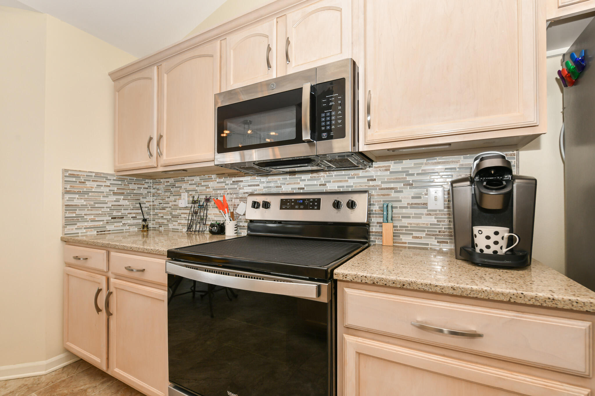 9128 West Elm Court, Unit F Franklin, WI 53132 - Photo 32 of 35 HEN_8500