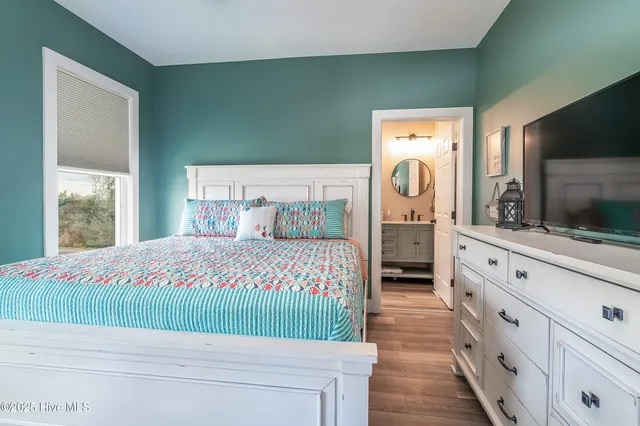 $1,147,000 | 5205 East Pelican Drive, Oak Island, NC 28465