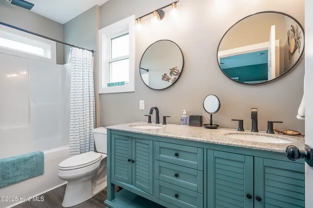 $1,147,000 | 5205 East Pelican Drive, Oak Island, NC 28465