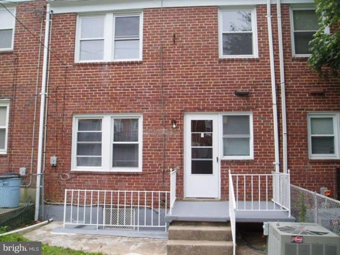 1550 Northbourne Road Baltimore, MD 21239 - Photo 6 of 13 Exterior (Rear)