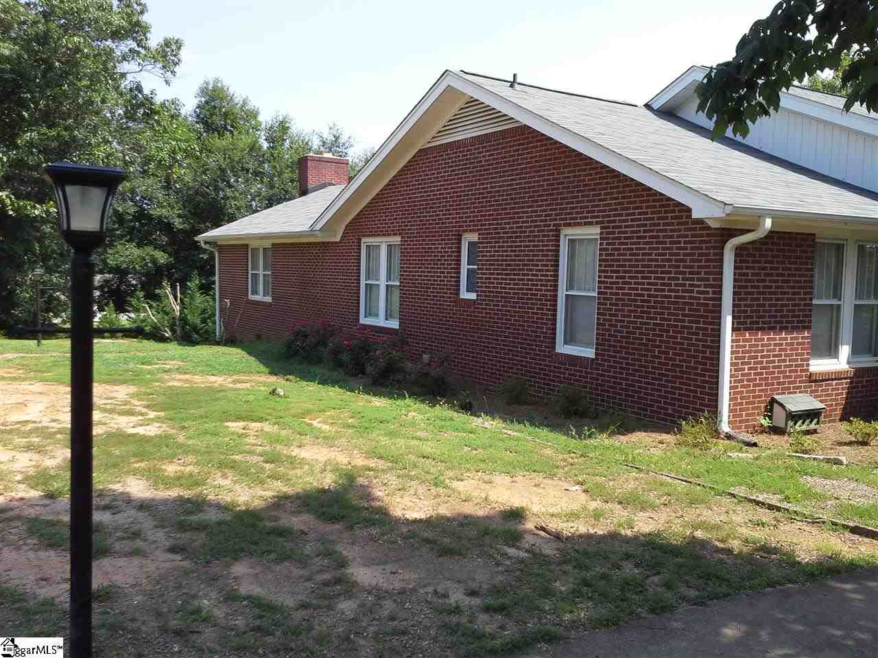 322 Taylor Road Greer, SC 29651 - Photo 16 of 17 Gallery Image 16