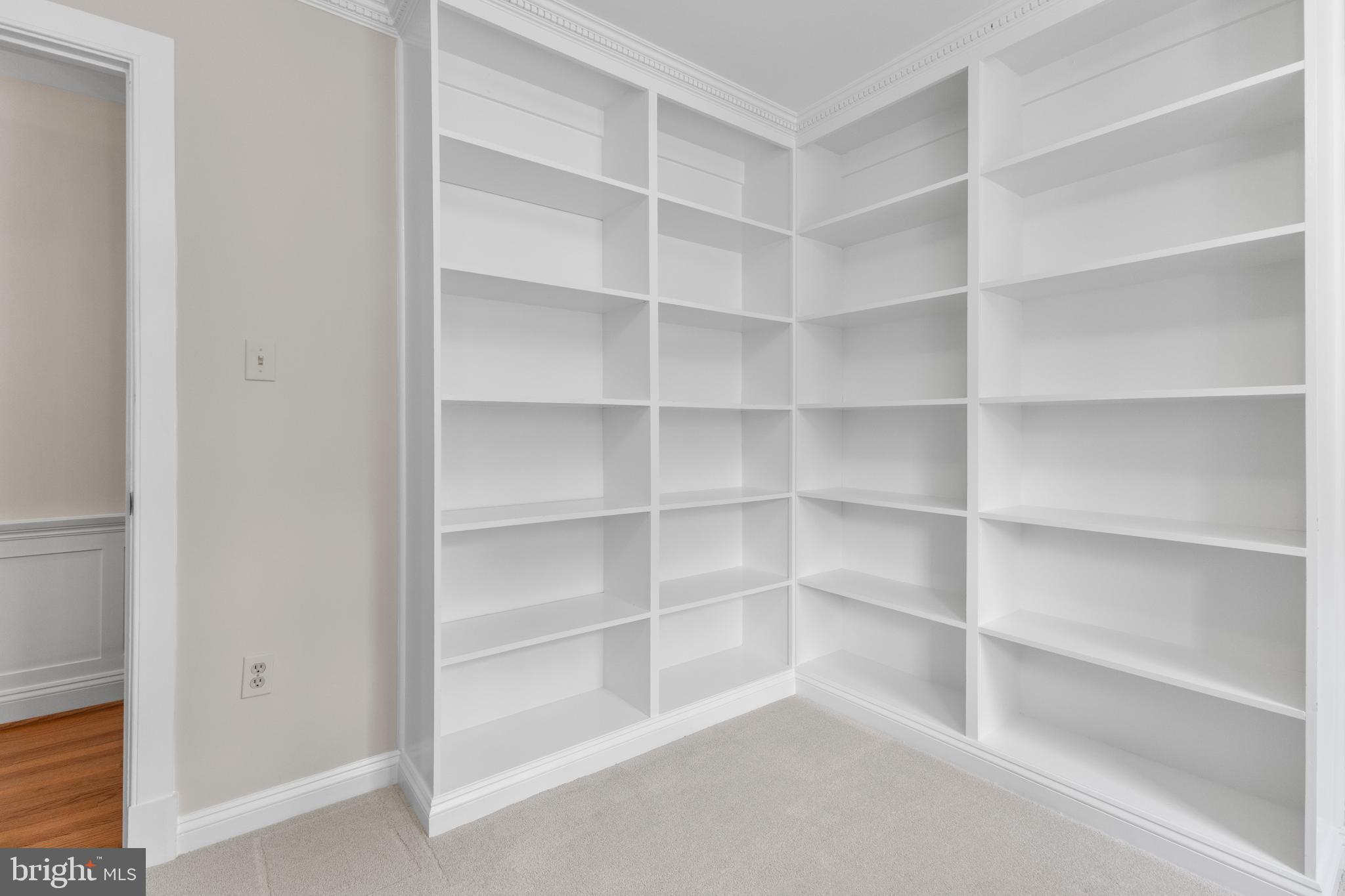 11103 Burywood Lane Reston, VA 20194 - Photo 42 of 68