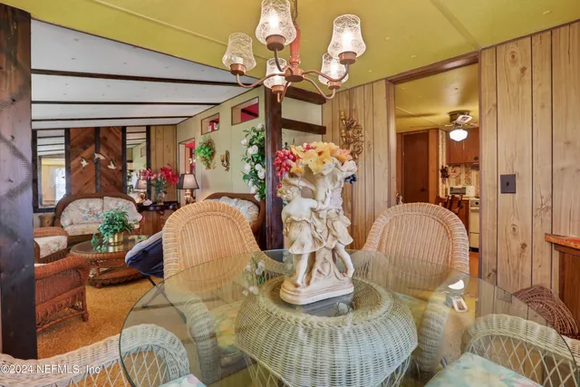 $300,000 | 219 Sportsman Drive, Welaka, FL 32193