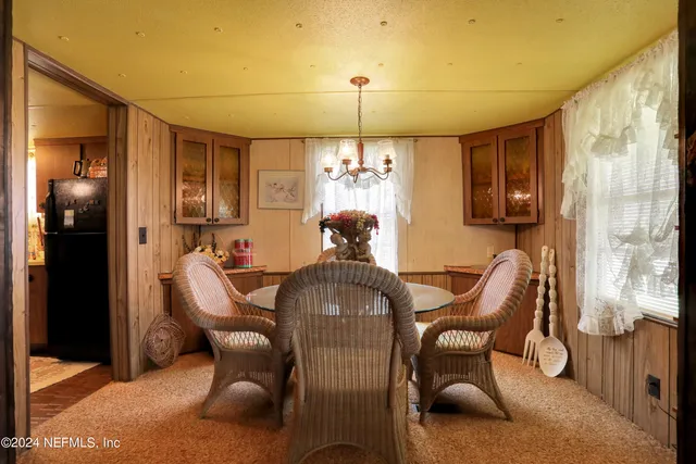 $300,000 | 219 Sportsman Drive, Welaka, FL 32193