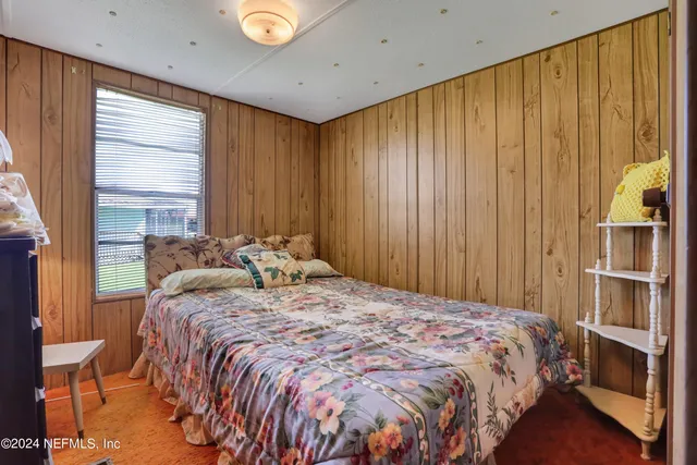 $300,000 | 219 Sportsman Drive, Welaka, FL 32193