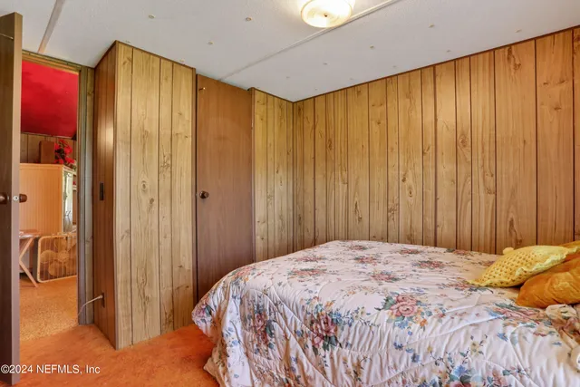 $300,000 | 219 Sportsman Drive, Welaka, FL 32193