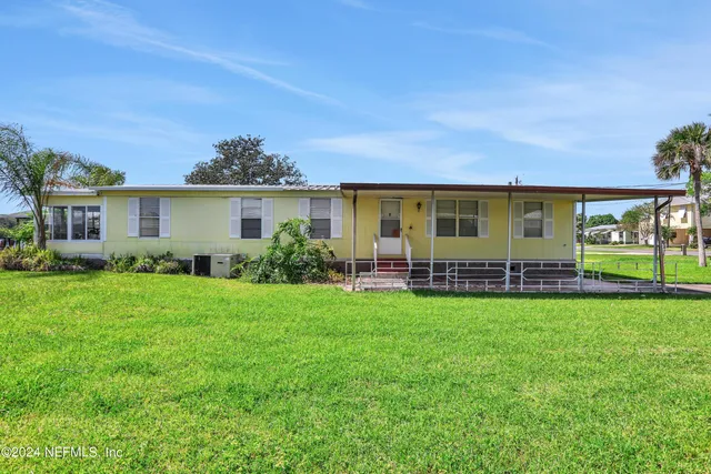 $300,000 | 219 Sportsman Drive, Welaka, FL 32193
