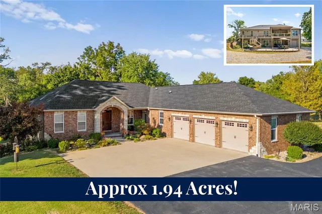 $675,000 | 1957 Llewellyn Road, Swansea, IL 62223