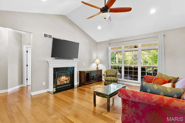 $675,000 | 1957 Llewellyn Road, Swansea, IL 62223