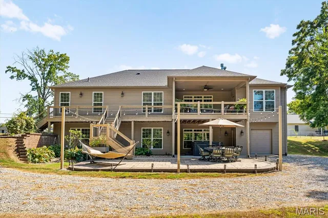 $675,000 | 1957 Llewellyn Road, Swansea, IL 62223