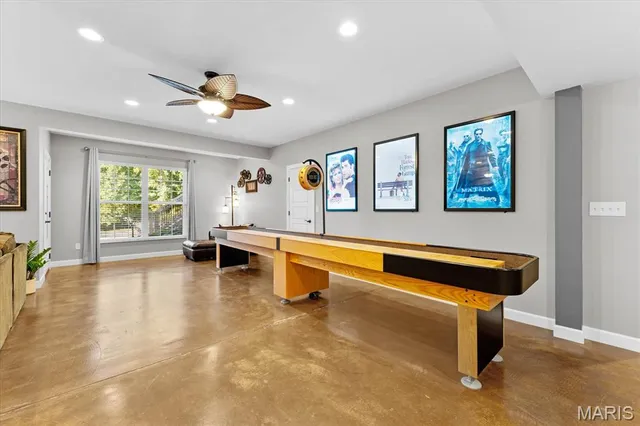 $675,000 | 1957 Llewellyn Road, Swansea, IL 62223