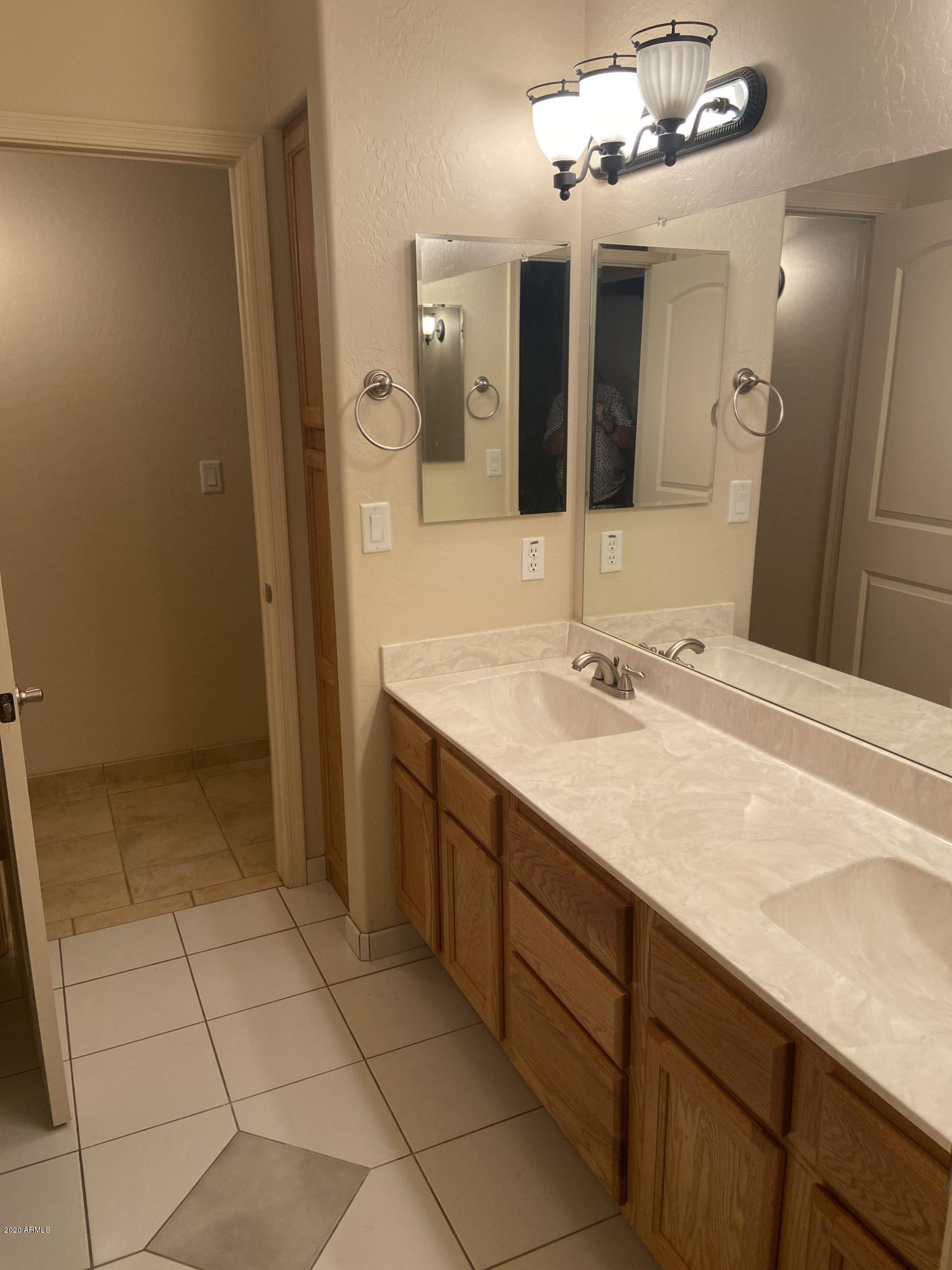 28261 North Sidekick Road Florence, AZ 85132 - Photo 38 of 68 Photo Nov 16, 5 31 25 PM