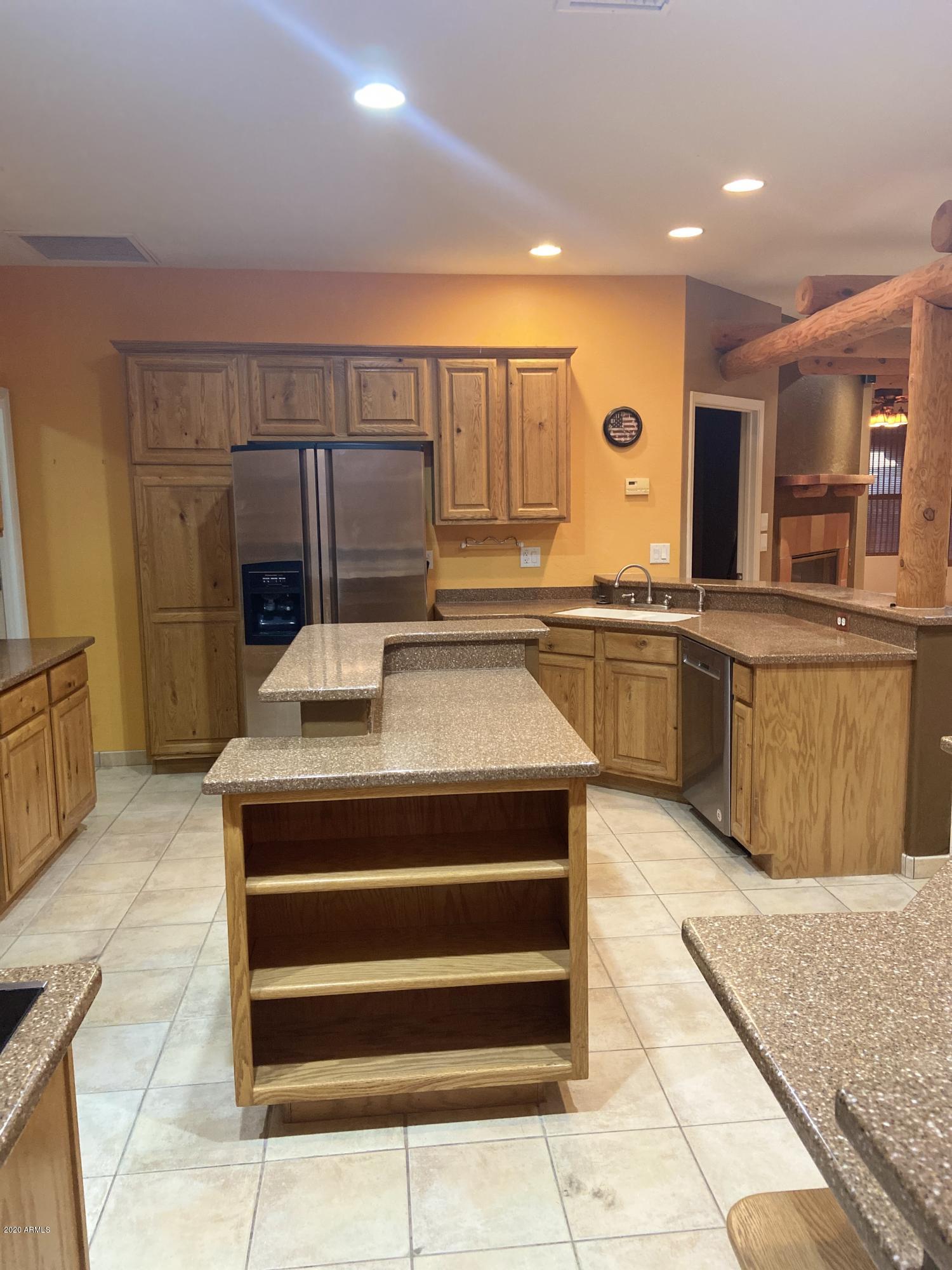 28261 North Sidekick Road Florence, AZ 85132 - Photo 8 of 68 Photo Nov 16, 5 26 48 PM