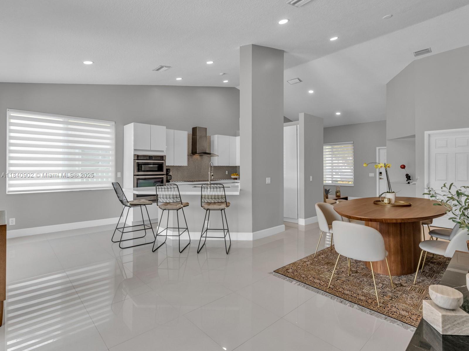 933 Falling Water Road Weston, FL 33326 - Photo 19 of 58