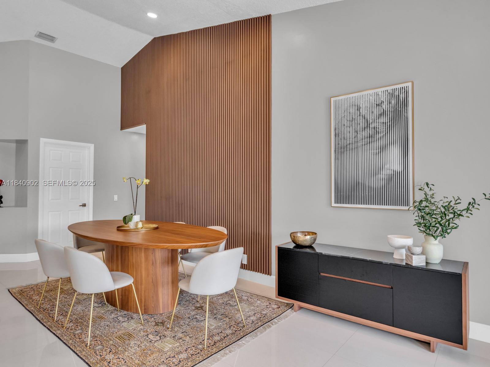 933 Falling Water Road Weston, FL 33326 - Photo 24 of 58