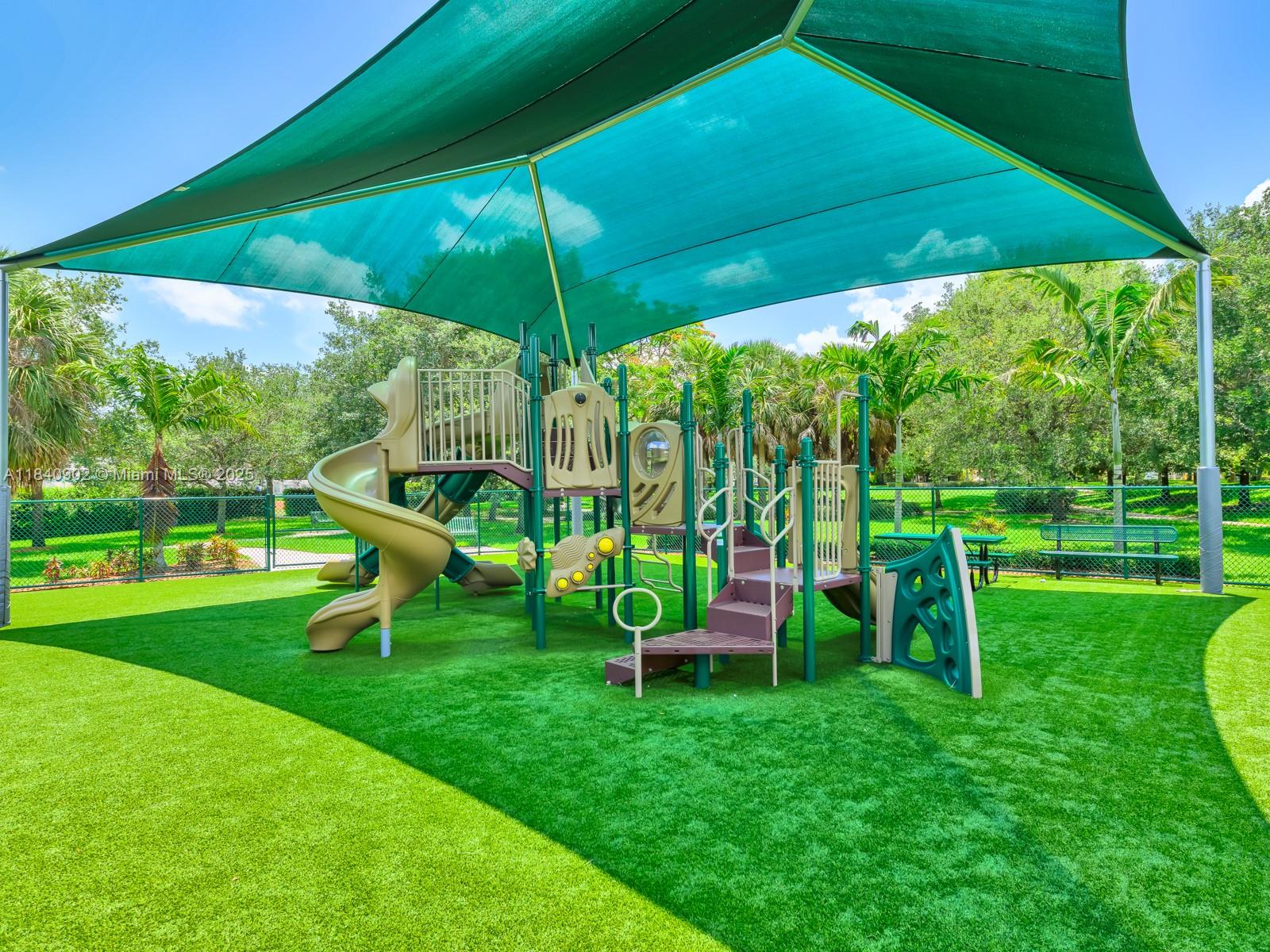 933 Falling Water Road Weston, FL 33326 - Photo 57 of 58