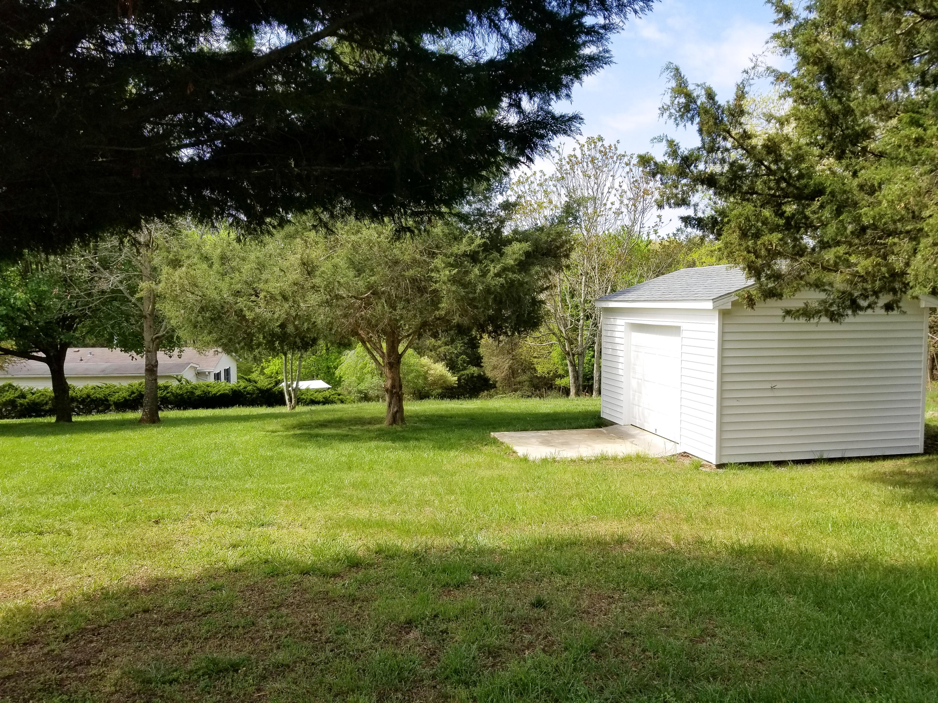 301 High Point Road Moneta, VA 24121 - Photo 21 of 35 20