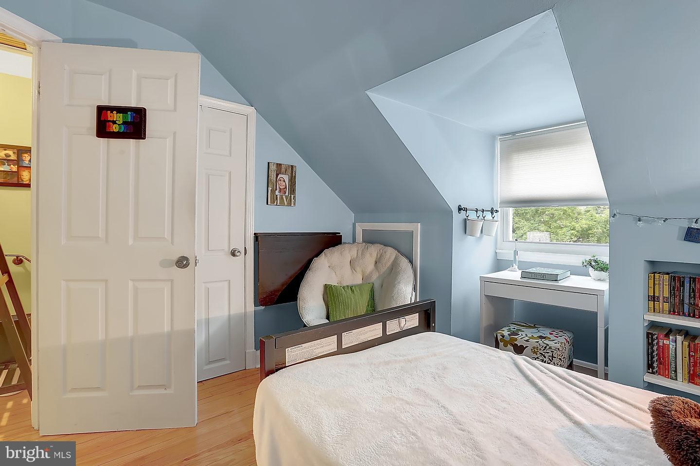 2510 Pinebrush Road Baltimore, MD 21209 - Photo 14 of 28 Bedroom #2
