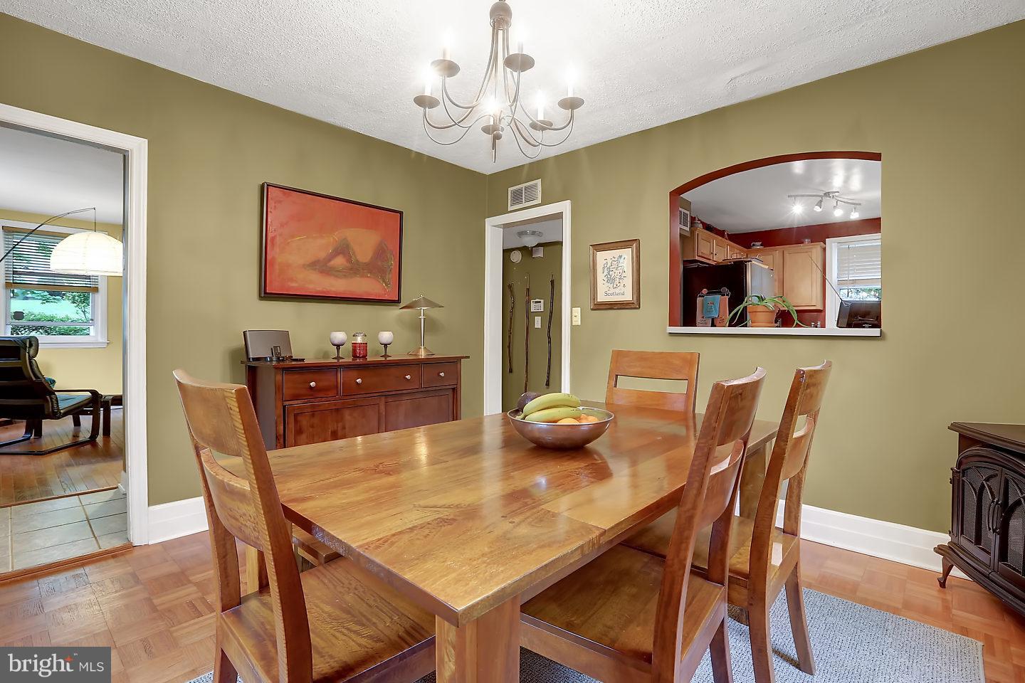 2510 Pinebrush Road Baltimore, MD 21209 - Photo 6 of 28 Dining Room