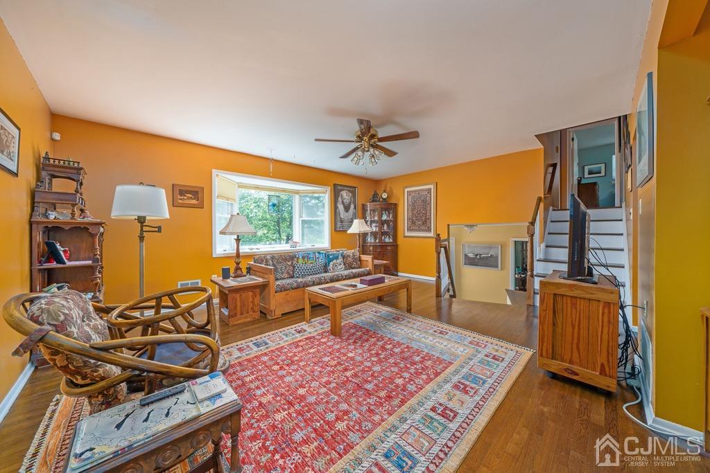 22 Montrose Road Somerset, NJ 08873 - Photo 14 of 25 a bedroom with furniture and a rug
