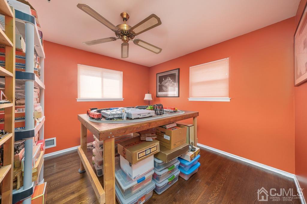 22 Montrose Road Somerset, NJ 08873 - Photo 22 of 25 a room with table and window