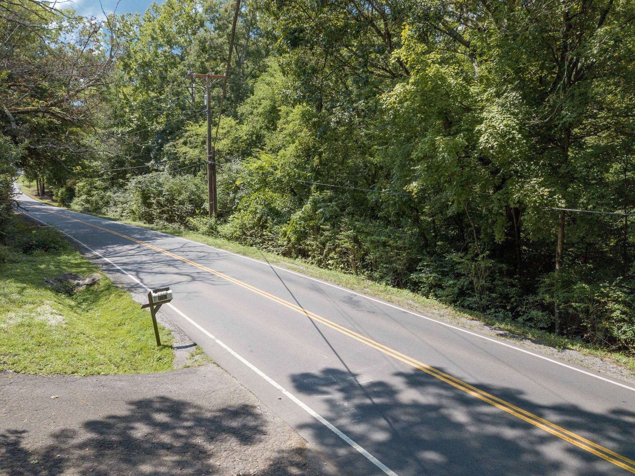 7677 Sawyer Brown Road Nashville, TN 37221 - Photo 12 of 14