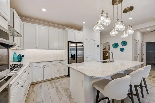 $825,000 | 5413 Wishing Arch Drive, Apollo Beach, FL 33572